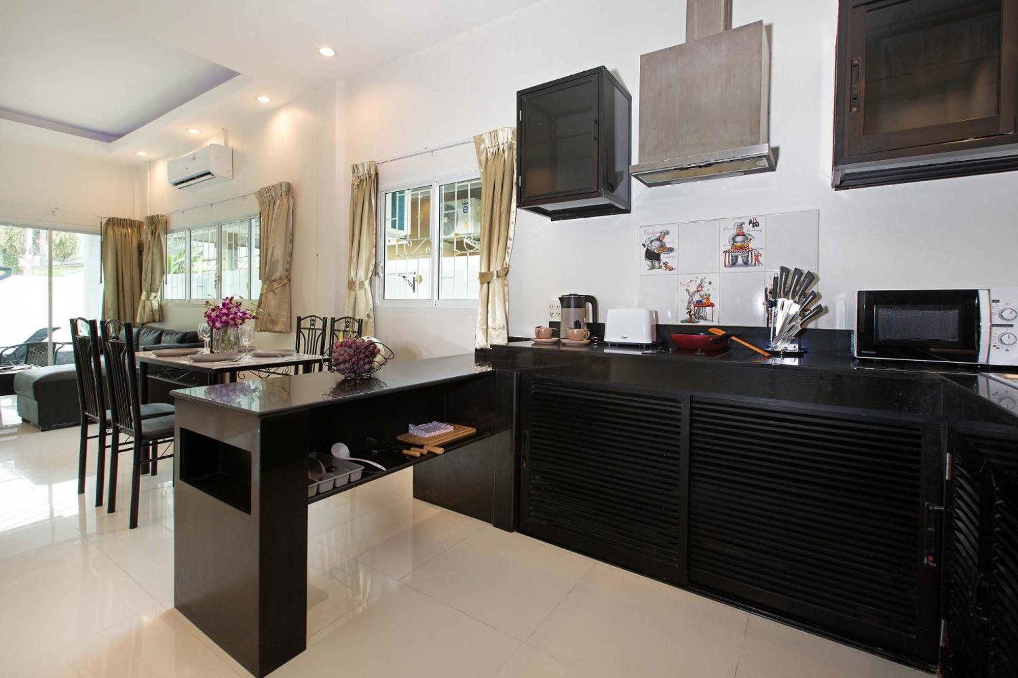 Family 2Br Villa Lancelot 3 With Jacuzzi Pool, Just 10 Min Drive Naiharn And Rawai Ban Saiyuan المظهر الخارجي الصورة